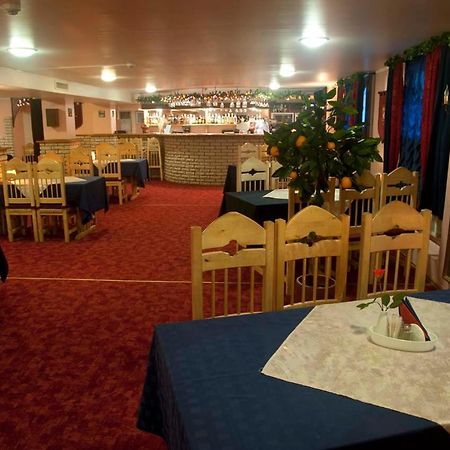 Katariina Guesthouse Rakvere Ngoại thất bức ảnh