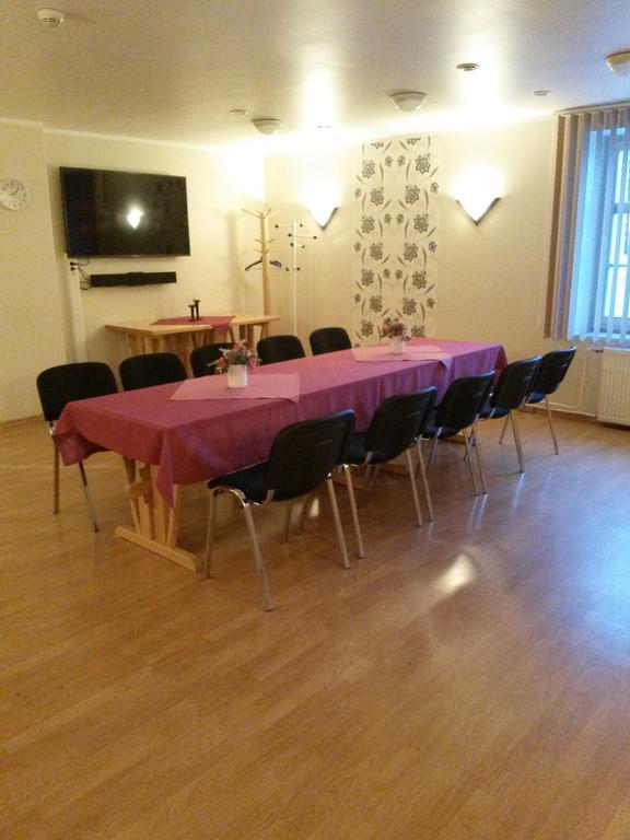 Katariina Guesthouse Rakvere Ngoại thất bức ảnh