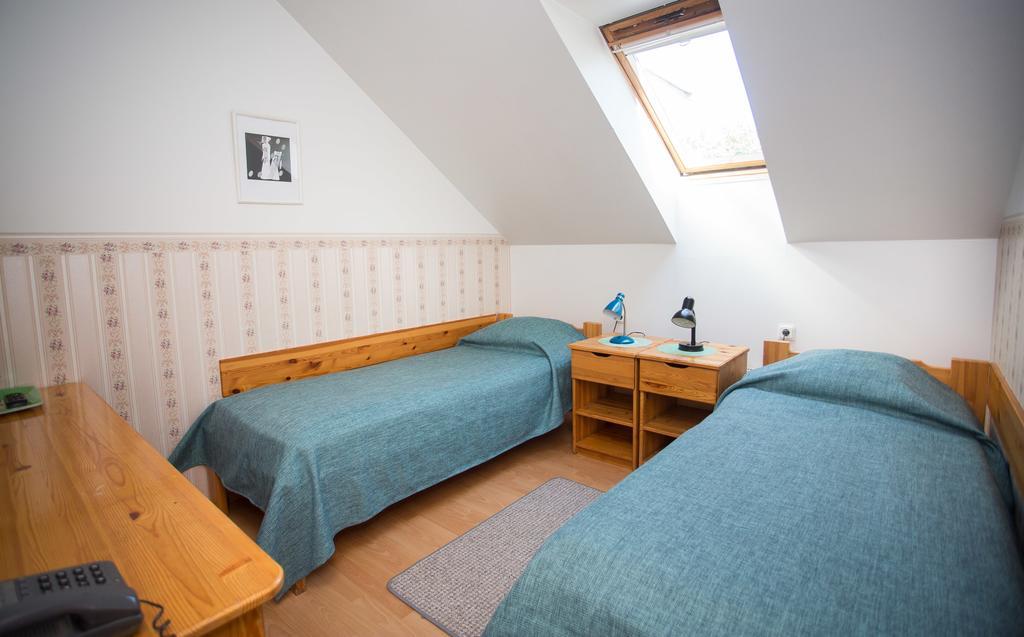 Katariina Guesthouse Rakvere Ngoại thất bức ảnh