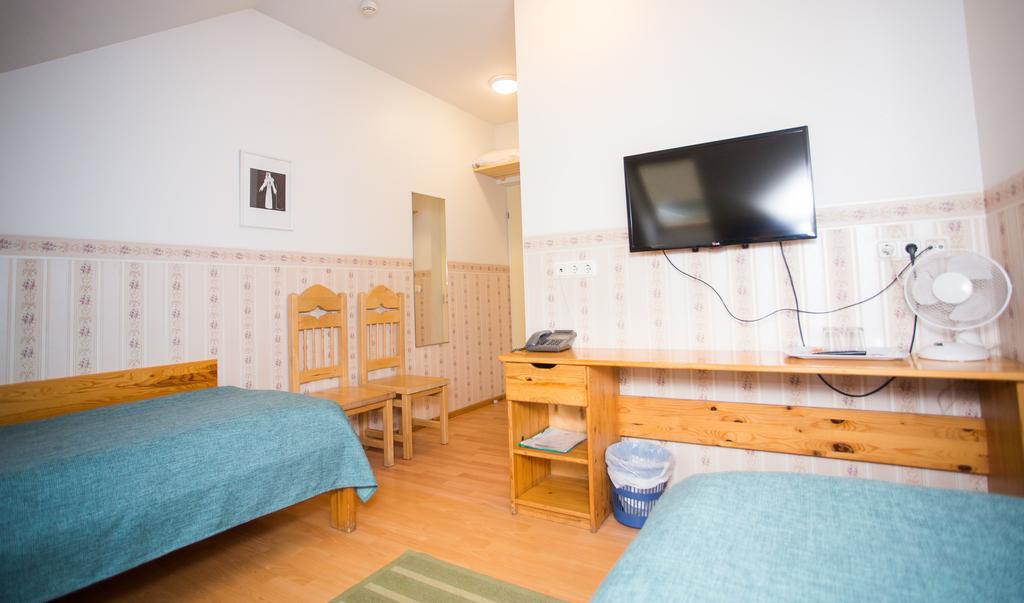 Katariina Guesthouse Rakvere Ngoại thất bức ảnh