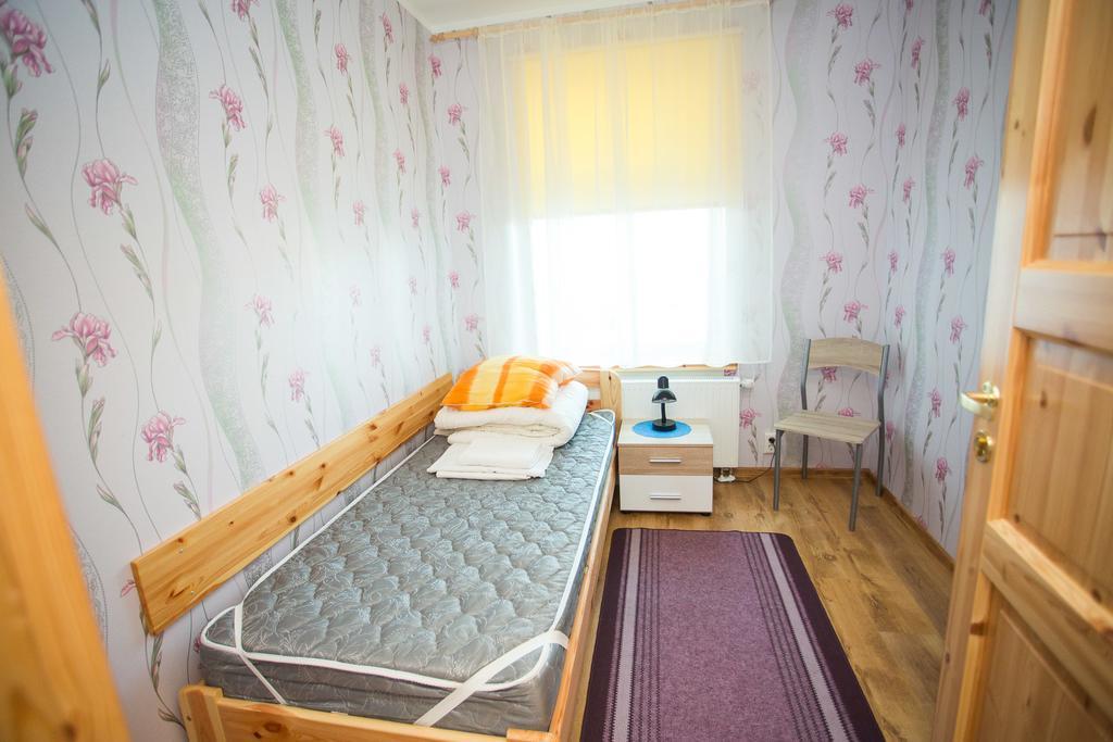 Katariina Guesthouse Rakvere Ngoại thất bức ảnh