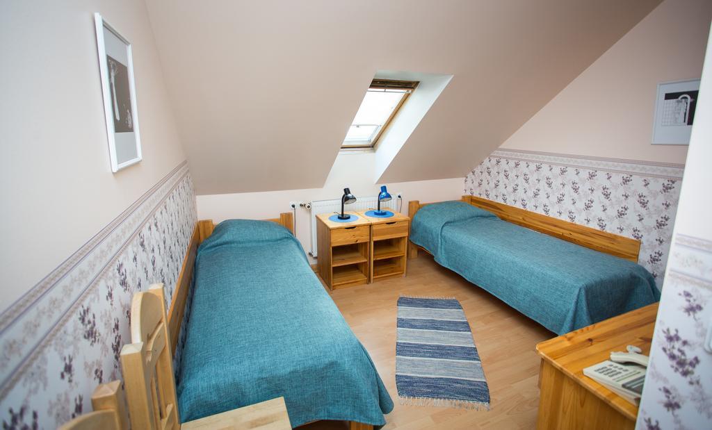 Katariina Guesthouse Rakvere Ngoại thất bức ảnh